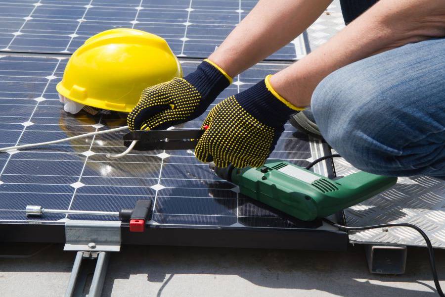 Montaje y mantenimiento de instalaciones solares fotovoltaicas (MF2051_1) 